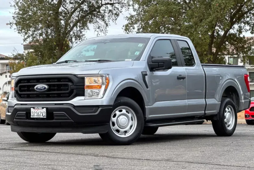 2022 Ford F-150 XL photo 1