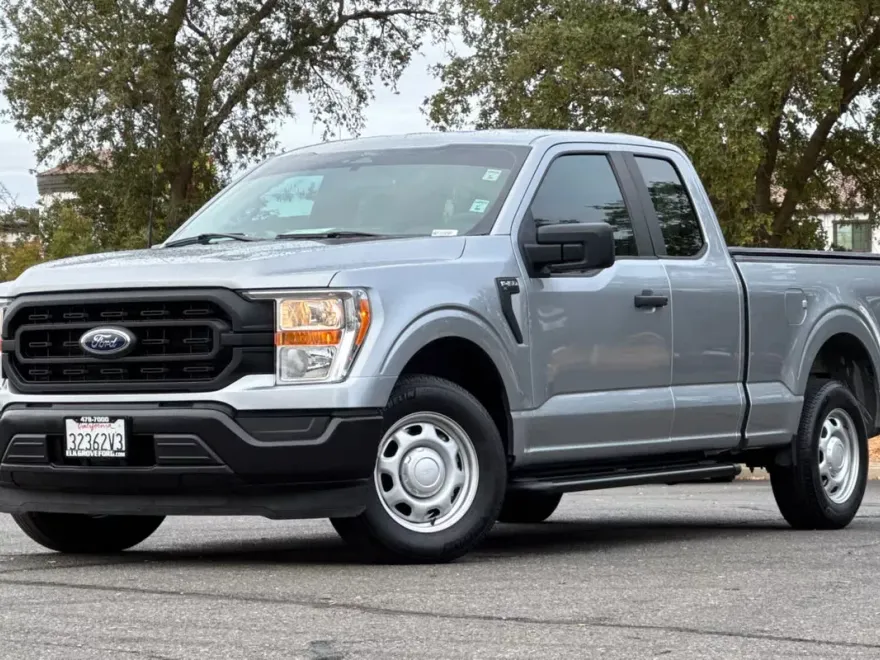 2022 Ford F-150 XL photo 1