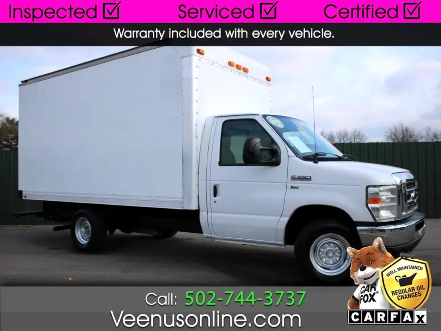 2010 Ford E-350 photo 1
