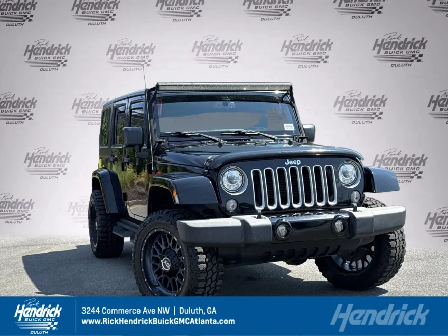 2018 Jeep Wrangler Unlimited Sahara photo 1