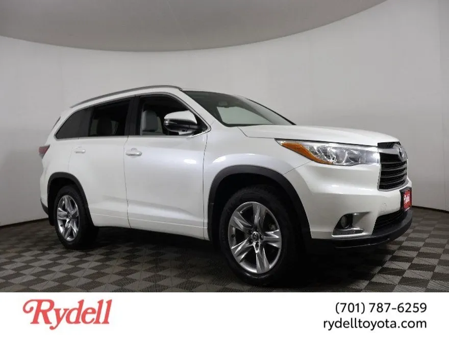2016 Toyota Highlander Limited photo 1
