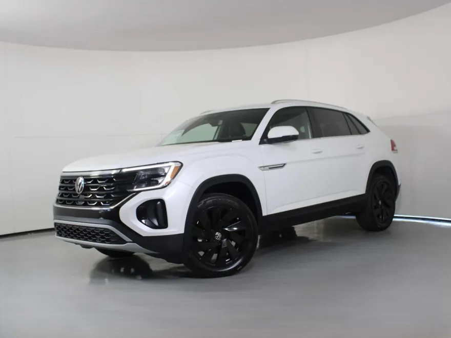 2026 Volkswagen Atlas Cross Sport SE Technology photo 1