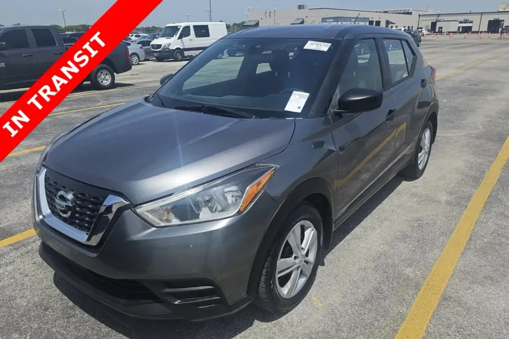2020 Nissan Kicks S photo 1
