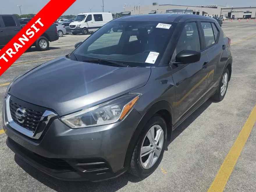 2020 Nissan Kicks S photo 1
