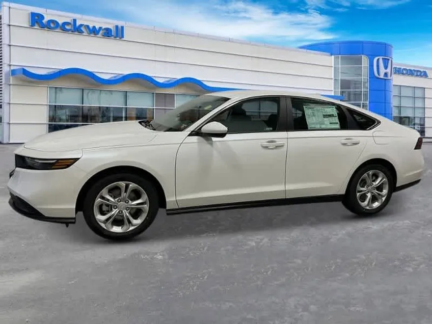 2025 Honda Accord LX photo 1