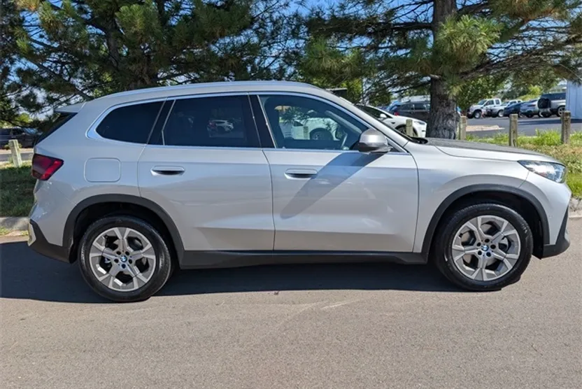2023 Bmw X1 XDrive28i photo 1