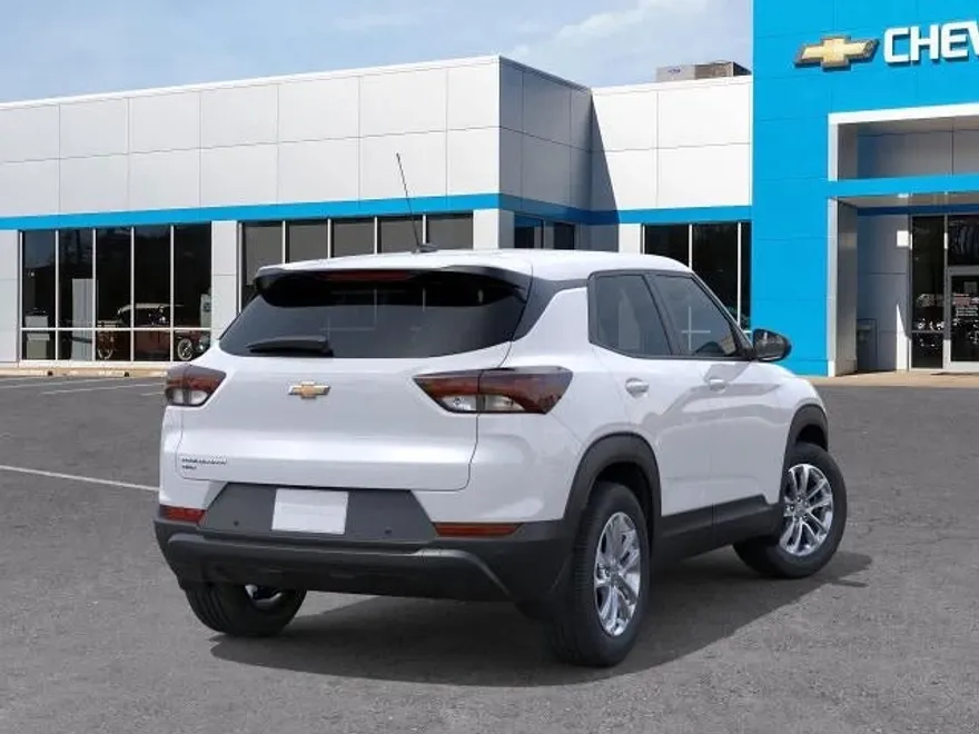 2026 Chevrolet Trailblazer LS photo 1