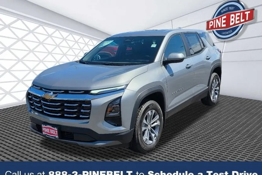 2026 Chevrolet Equinox LT photo 1