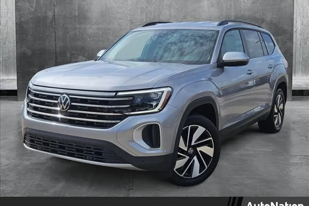 2024 Volkswagen Atlas SE Technology photo 1