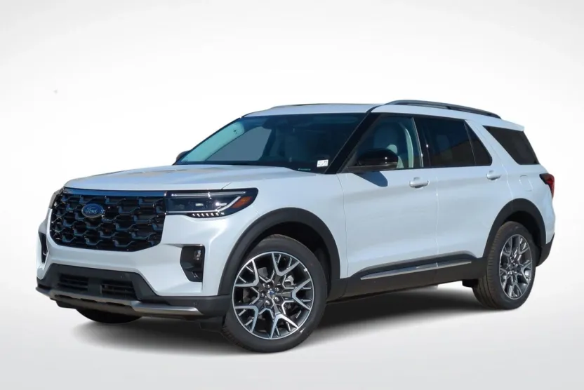 2025 Ford Explorer Platinum photo 1
