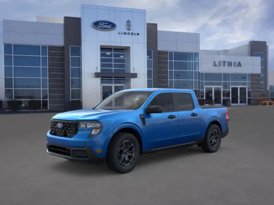 2025 Ford Maverick XLT photo 1