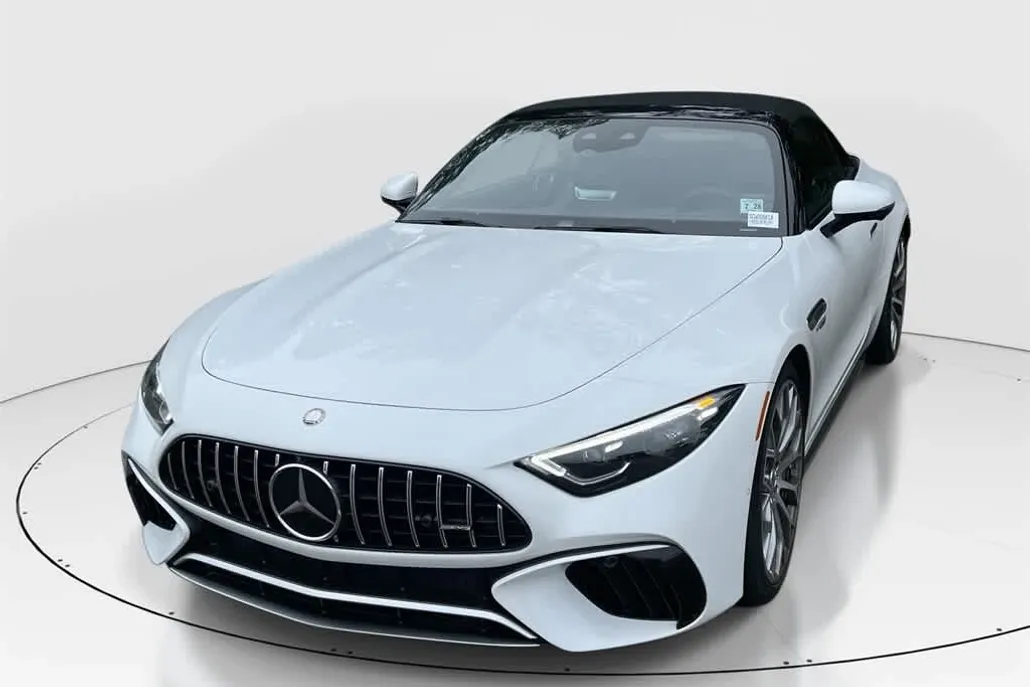 2023 Mercedes Benz SL AMG 63 photo 1