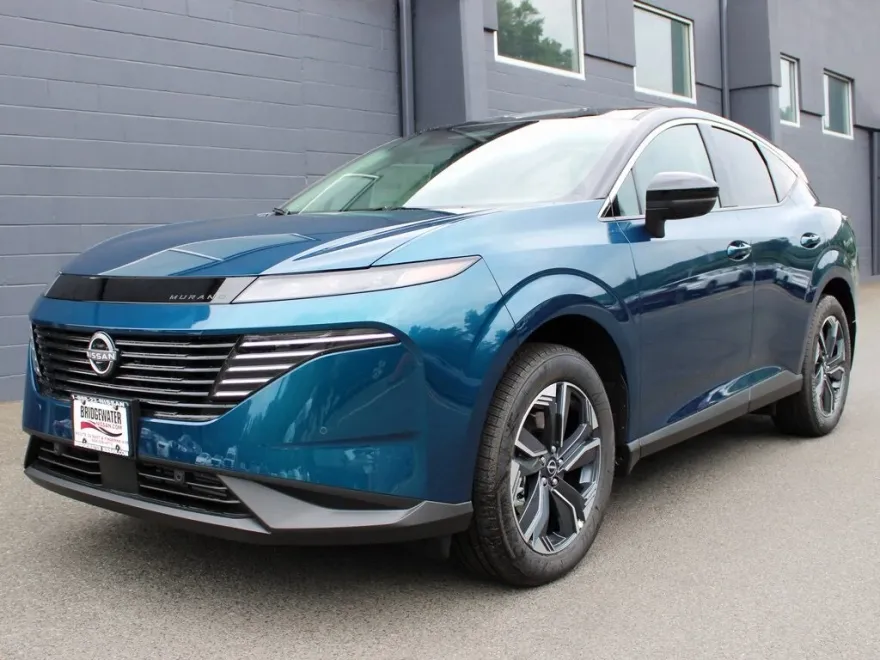 2025 Nissan Murano SL photo 1