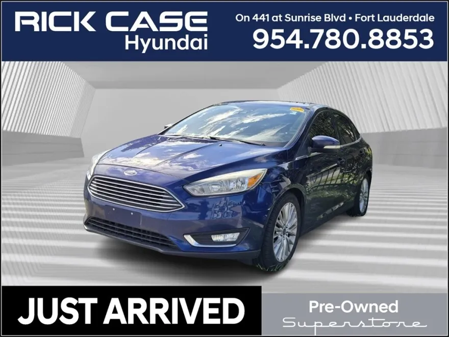 2016 Ford Focus Titanium photo 1