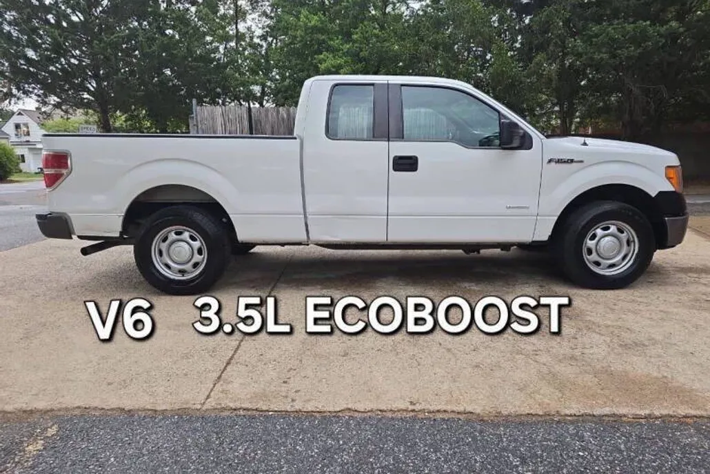 2013 Ford F-150 XL photo 1