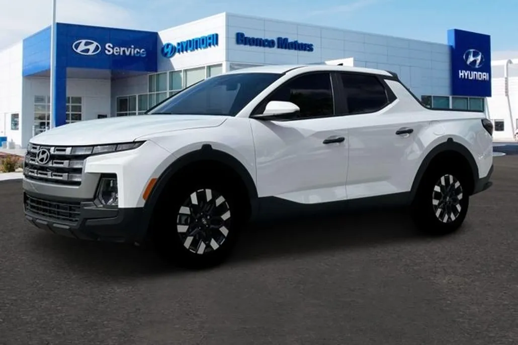 2025 Hyundai Santa Cruz SE photo 1
