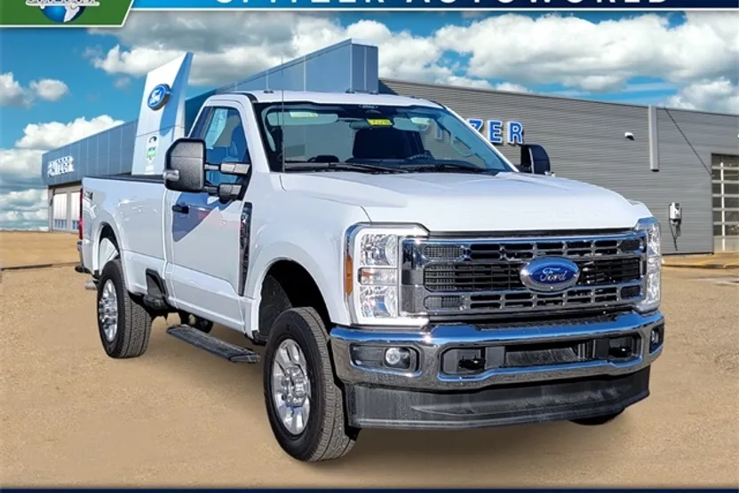 2024 Ford F-350 XLT photo 1
