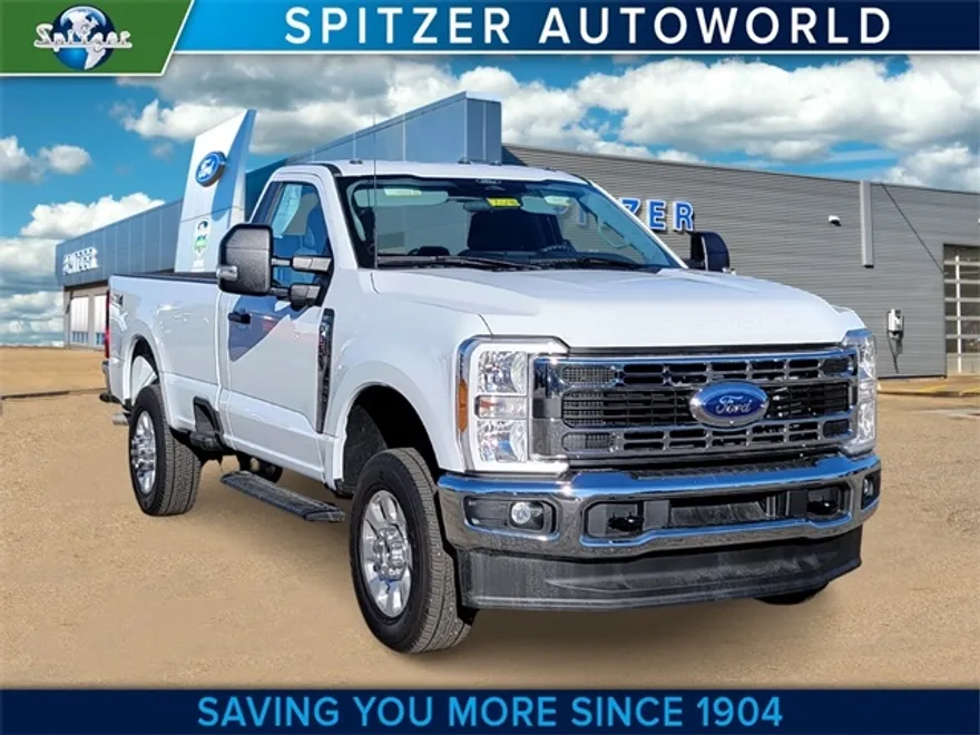 2024 Ford F-350 XLT photo 1