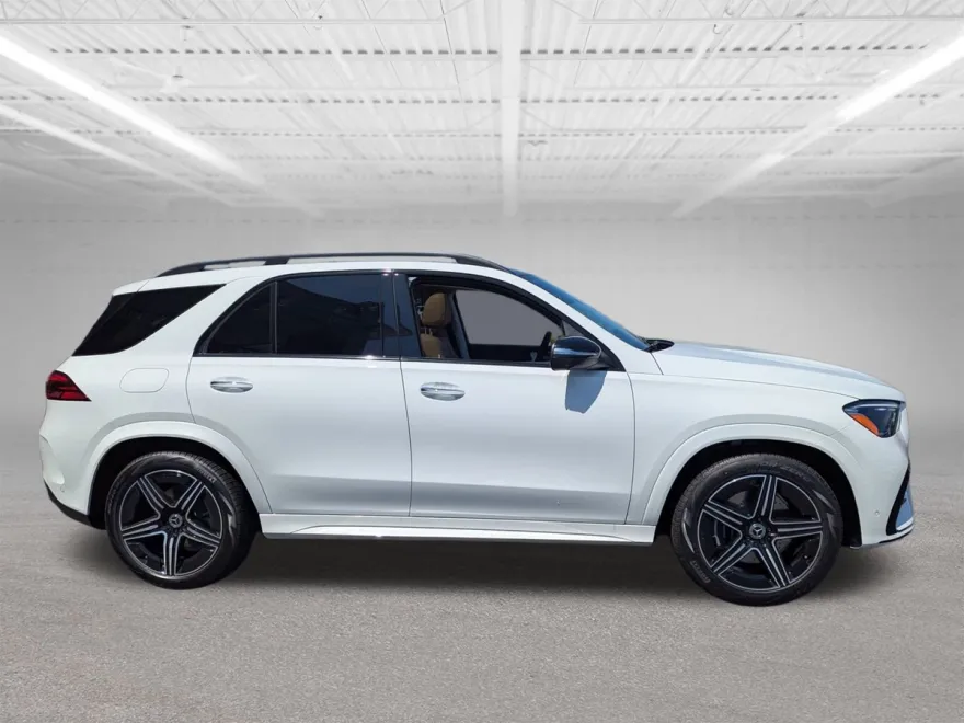 2025 Mercedes Benz GLE 350 4MATIC photo 1