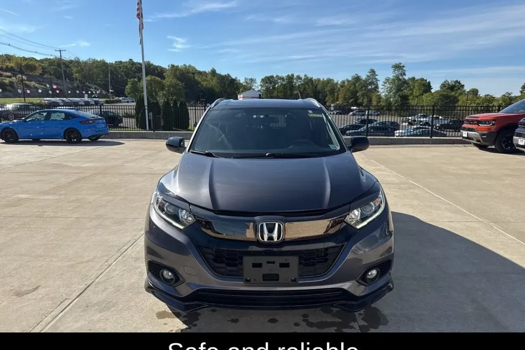 2022 Honda HR-V Sport photo 1
