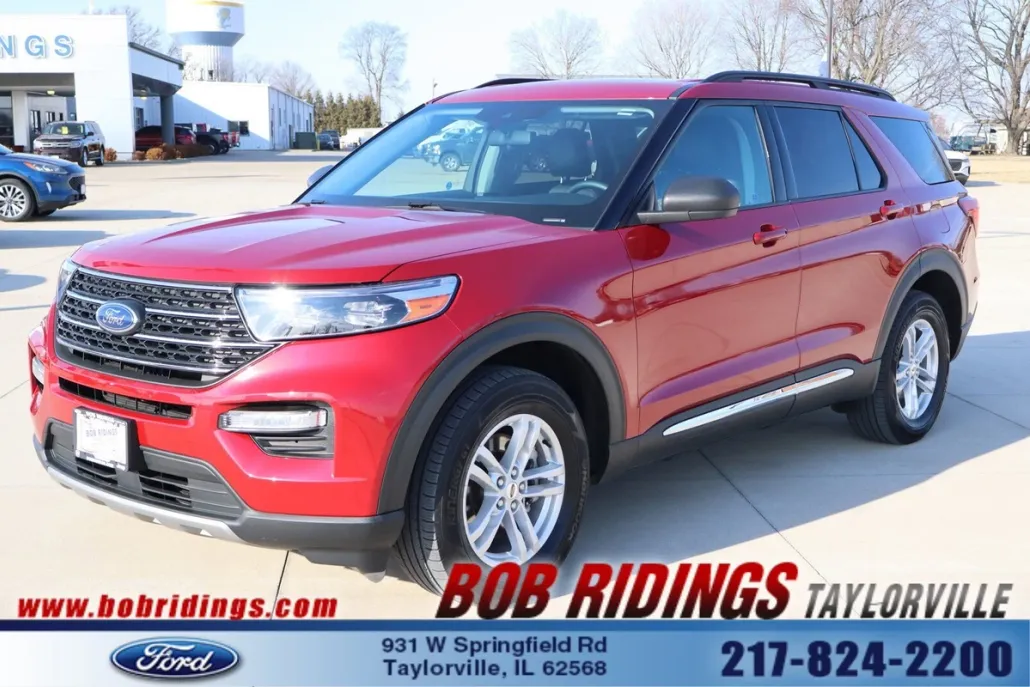 2022 Ford Explorer XLT photo 1