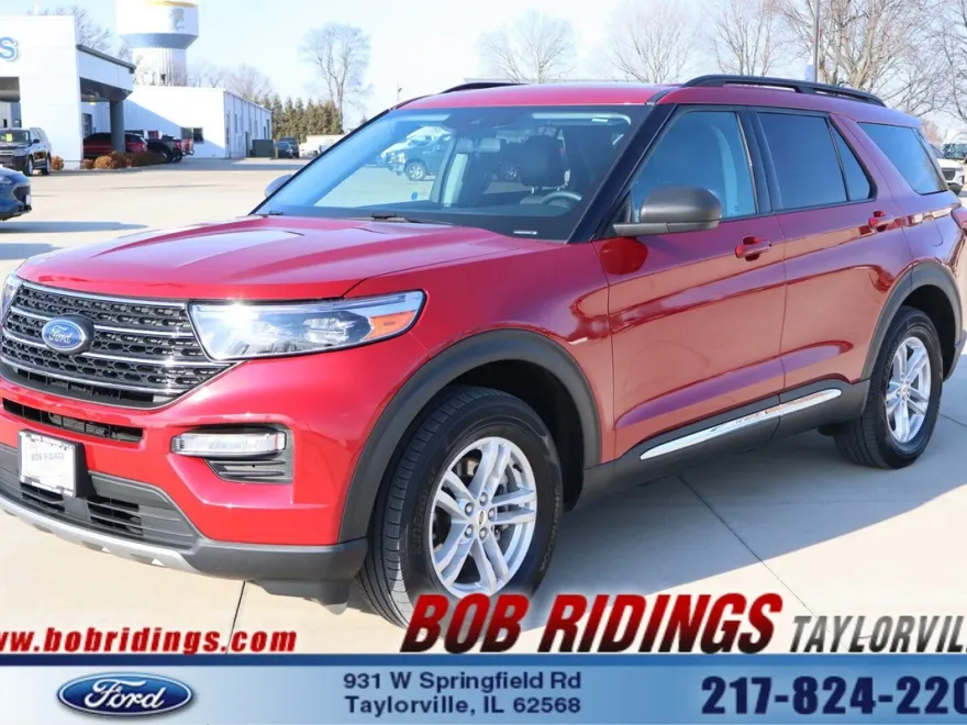 2022 Ford Explorer XLT photo 1