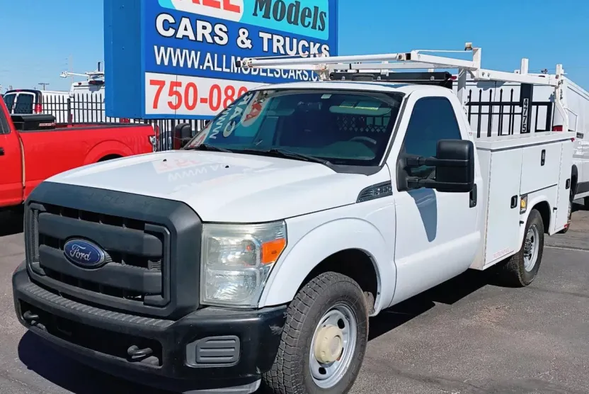 2015 Ford F-350 photo 1