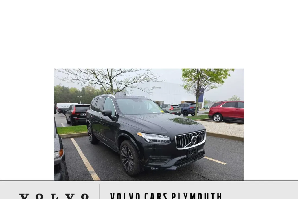 2022 Volvo XC90 T6 AWD Momentum photo 1