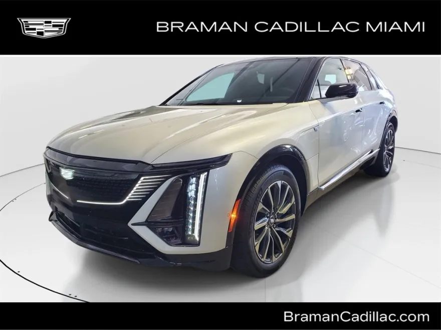 2025 Cadillac Lyriq Sport photo 1