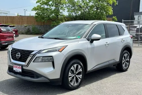 2023 Nissan Rogue SV photo 3