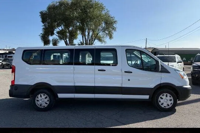 2019 Ford Transit XLT photo 1