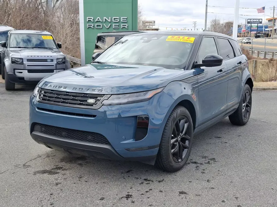 2024 Land Rover Range Rover Evoque S photo 1