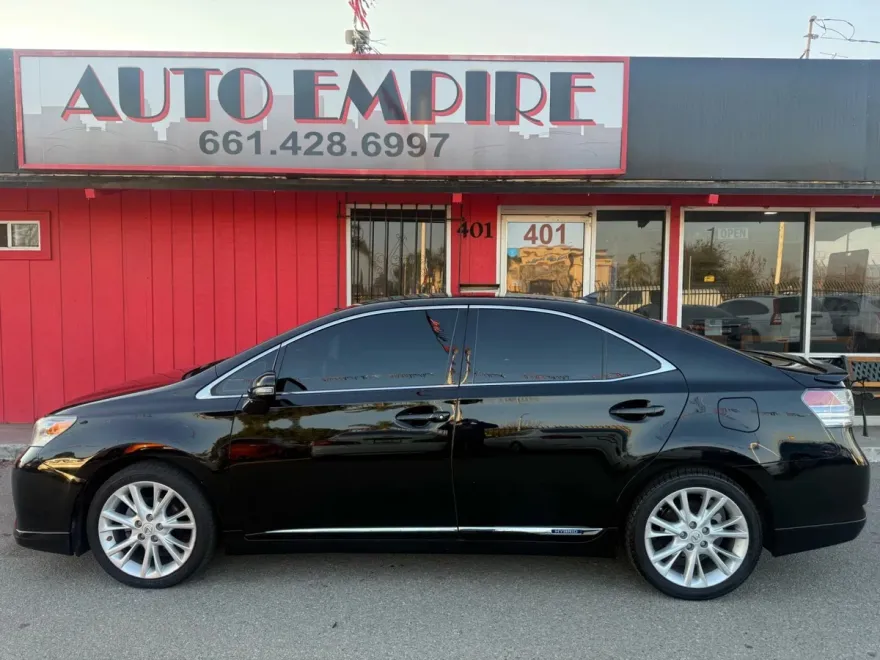 2010 Lexus HS 250h photo 1