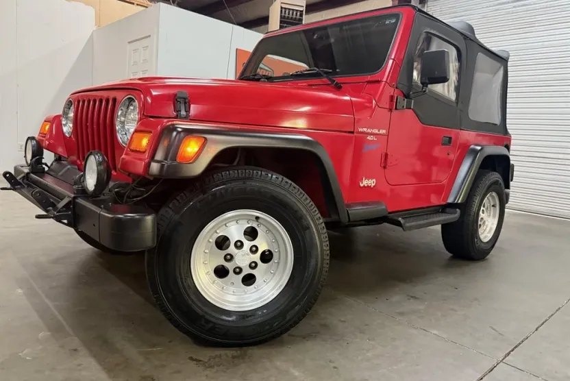 1997 Jeep Wrangler Sport TJ photo 1