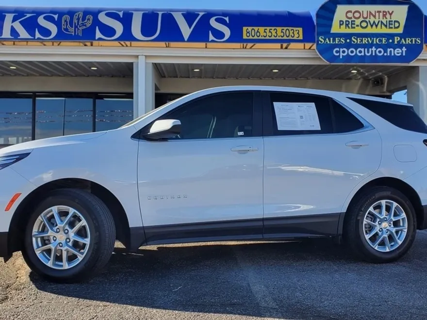 2024 Chevrolet Equinox LT photo 1