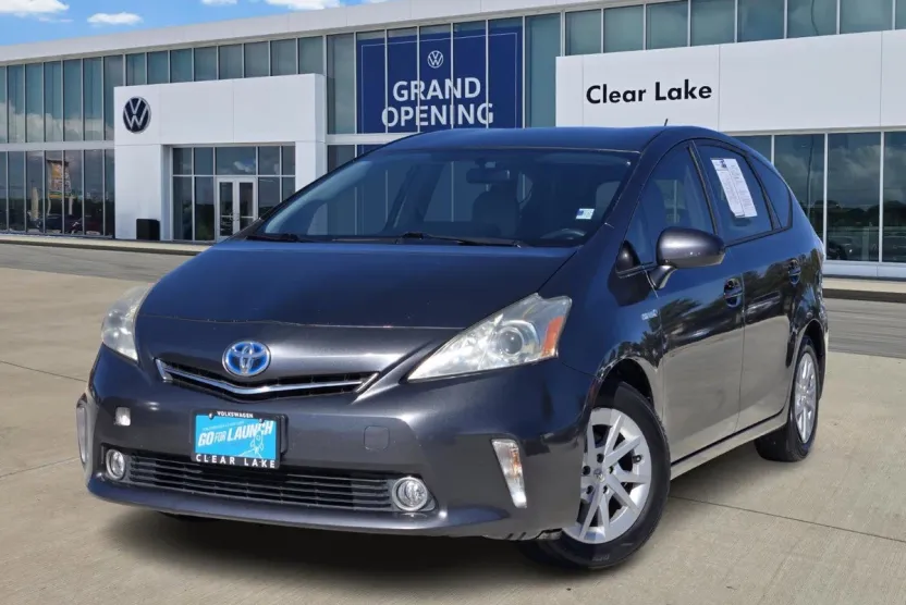2012 Toyota Prius V Five photo 1
