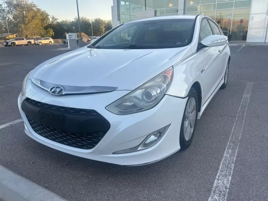 2015 Hyundai Sonata Hybrid Base photo 1