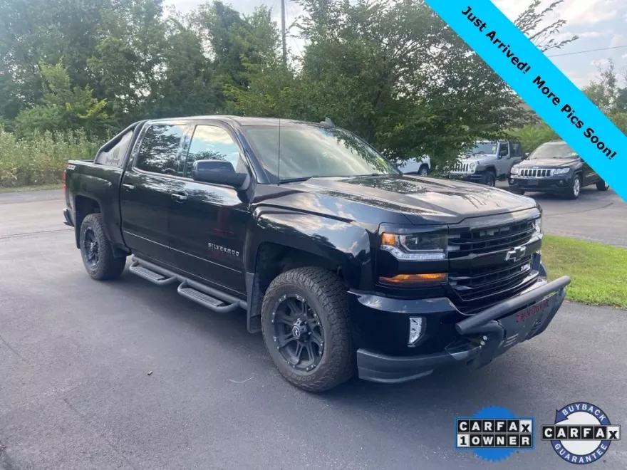 2016 Chevrolet Silverado 1500 LT2 photo 1
