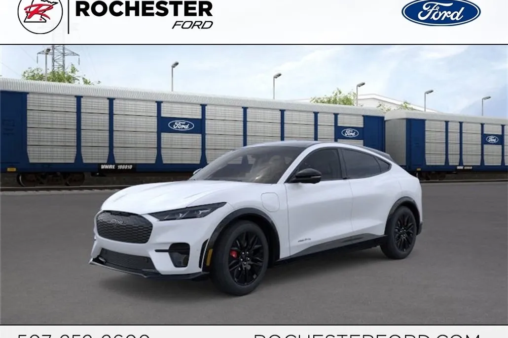 2025 Ford Mustang Mach-E Premium photo 1