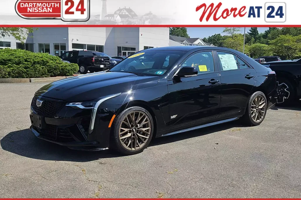 2024 Cadillac CT4 photo 1