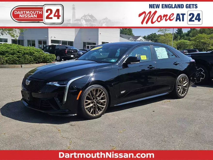 2024 Cadillac CT4 photo 1