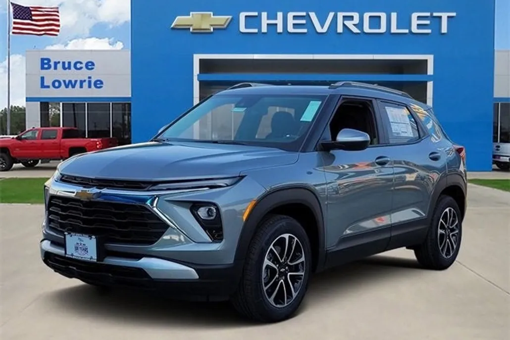2026 Chevrolet Trailblazer LT photo 1