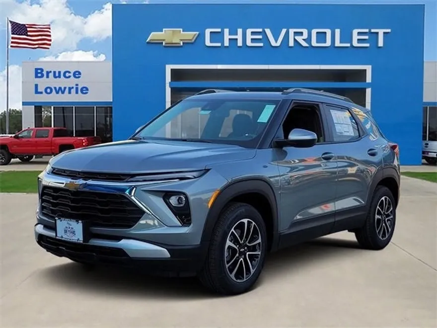2026 Chevrolet Trailblazer LT photo 1