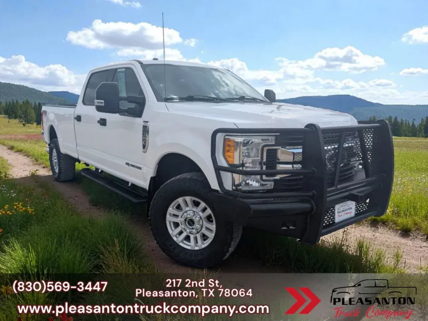 2017 Ford F-350 photo 1