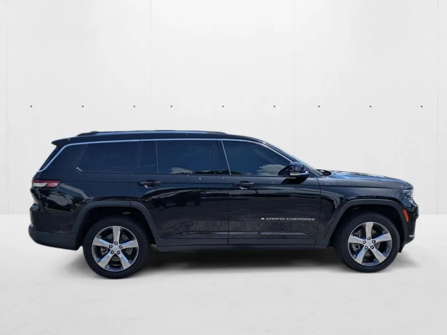 2021 Jeep Grand Cherokee Limited photo 1