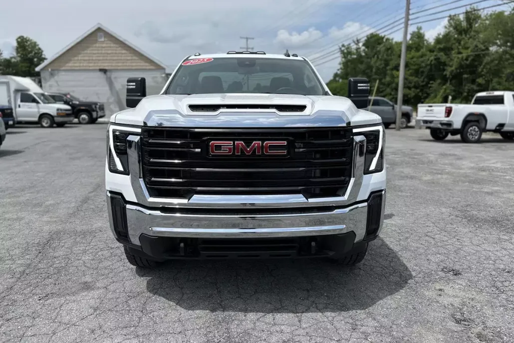 2025 Gmc Sierra 3500 HD Pro photo 1