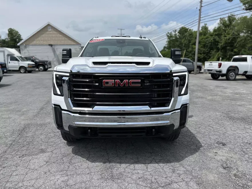 2025 Gmc Sierra 3500 HD Pro photo 1