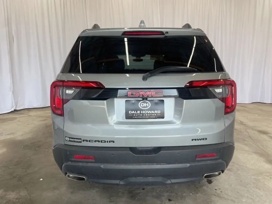 2023 Gmc Acadia SLE photo 1