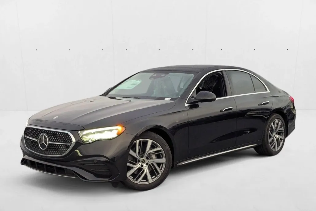 2025 Mercedes Benz E 350 Sedan photo 1