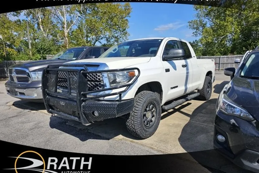 2018 Toyota Tundra SR5 TRD Pro photo 1